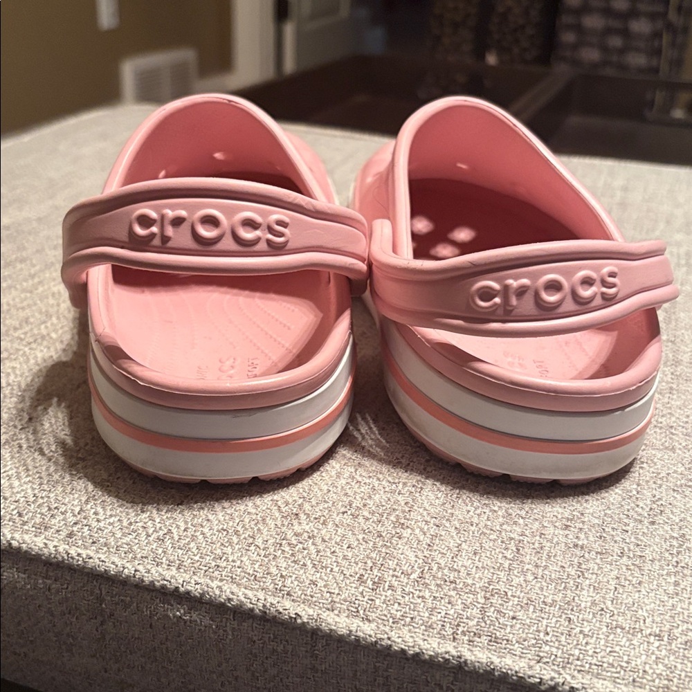 Pink Clogs - Picture 3 of 4